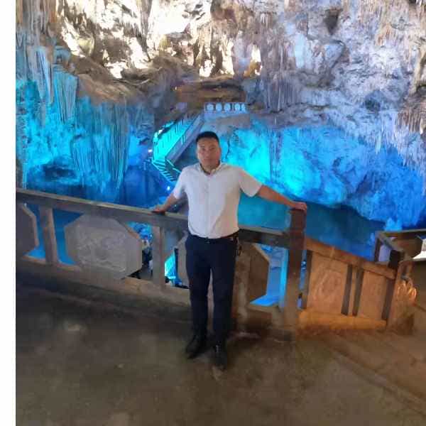 35岁岁云南单身帅哥 - 昌江吉缘网